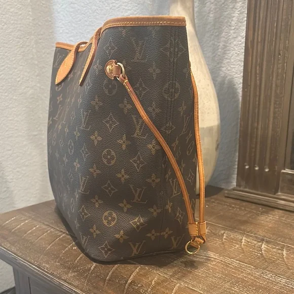 Louis Vuitton Neverfull GM - Picture 3 of 11